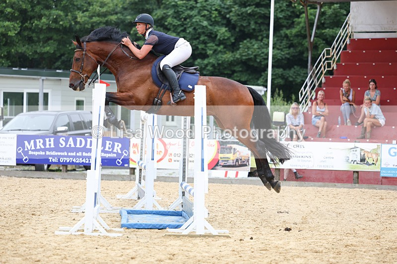 3E7A6254 - Class 8: Senior Newcomers/1.10m open
