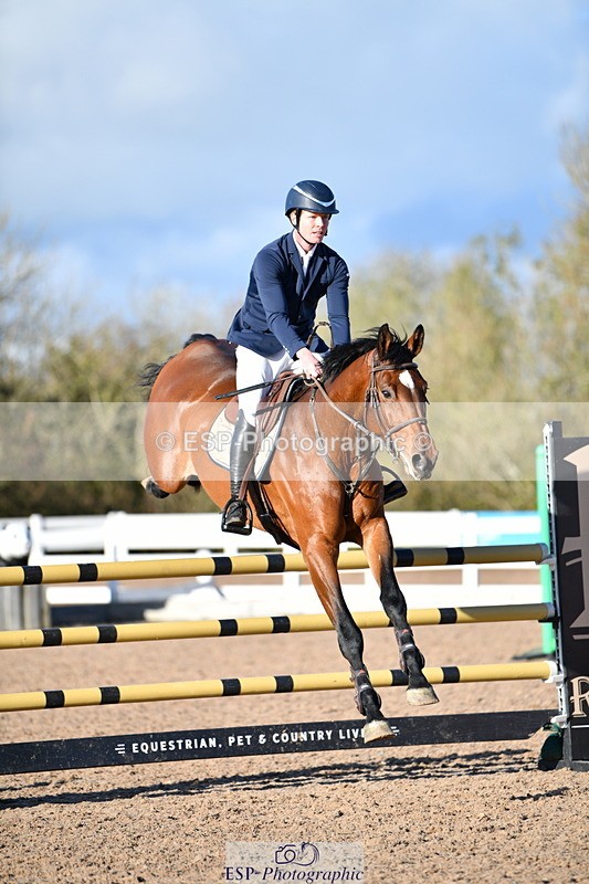 231110A-144151-00835 - Cls 6 Foxhunter & 1.20m Open