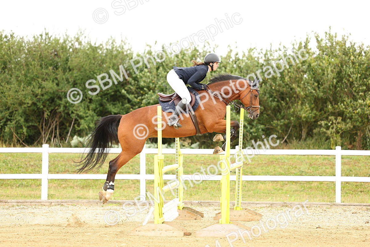 SBM_009921 - Class 3 - Senior Newcomers - 1.10m Open
