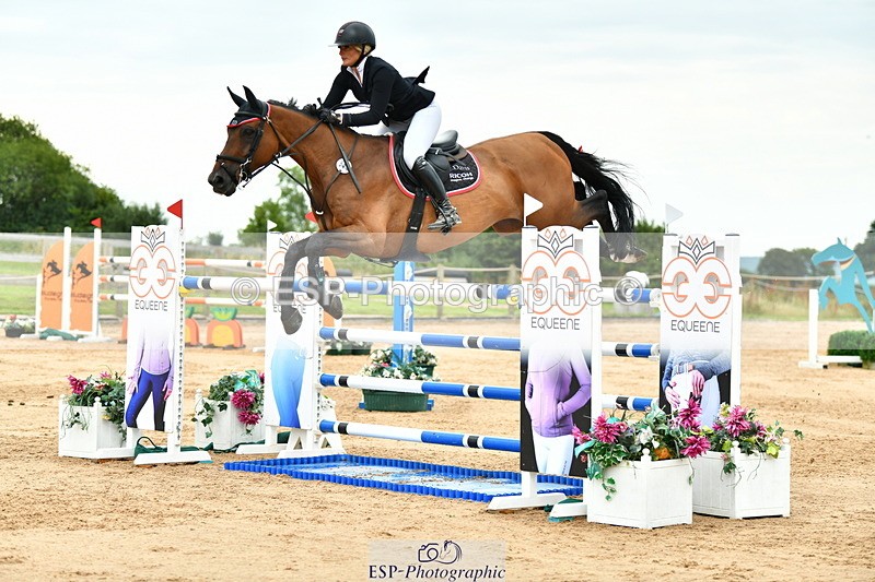 230720A-154250-04000 - Cls 9, 2 Star Big 1.40m Start to break