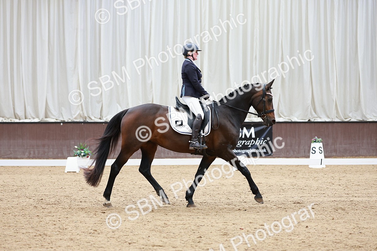 SBM_009977 - Class 6b - Novice 6 - 12.40-13.43