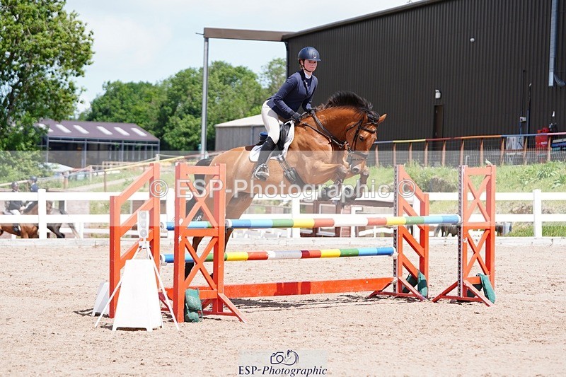 250525-121348-09372 - Cls 33 A&B Snr Disc & 1.00m Open