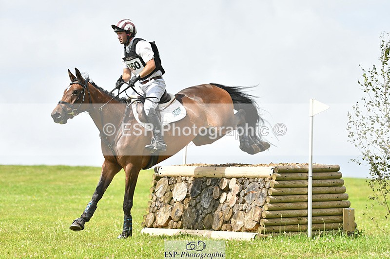 240804-121504-12480 - 360-Rupert_Batting-SULA_SYMPHONY