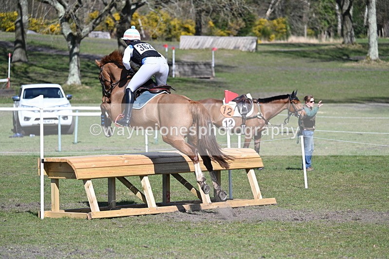 WJ7_1382 - XC Time 13:35 to 13:40