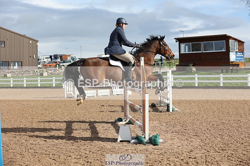 240223A-113726-00906 - Cls 4 Snr 1.05m Open