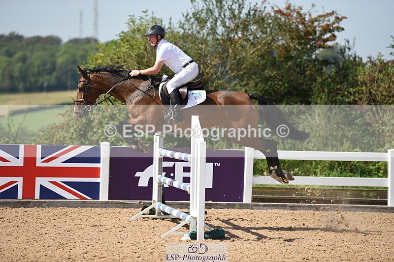 230906A-131148-00446 - Newcomers & 1.10m Open