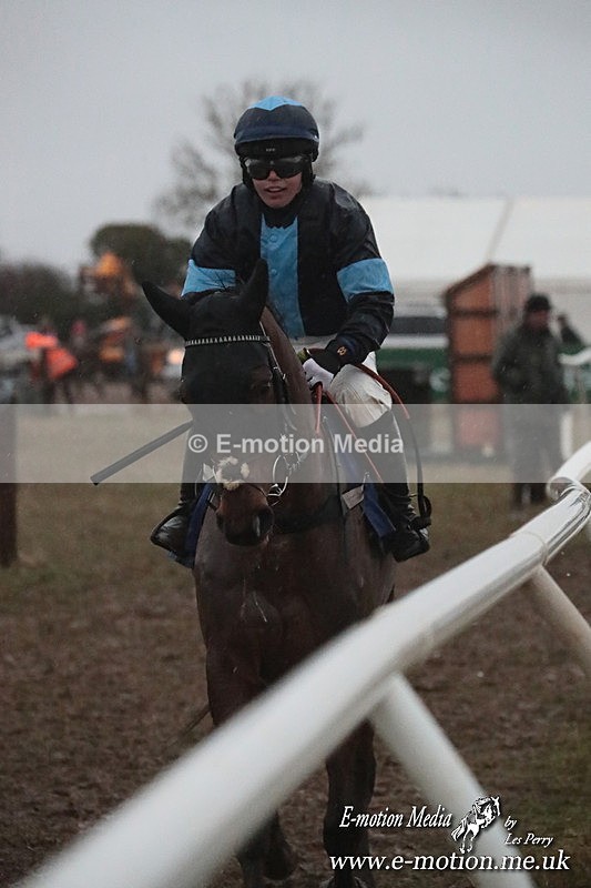 PtP 260125 1159 - Cocklebarrow Point-to-Point racing with the Heythrop Hunt 26/01/25