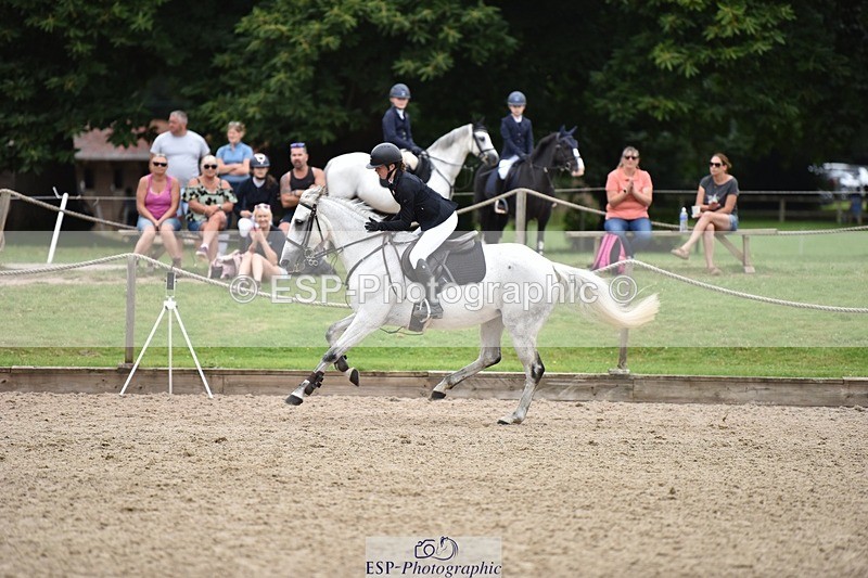 240802-105028-00978 - 80cm Round 1