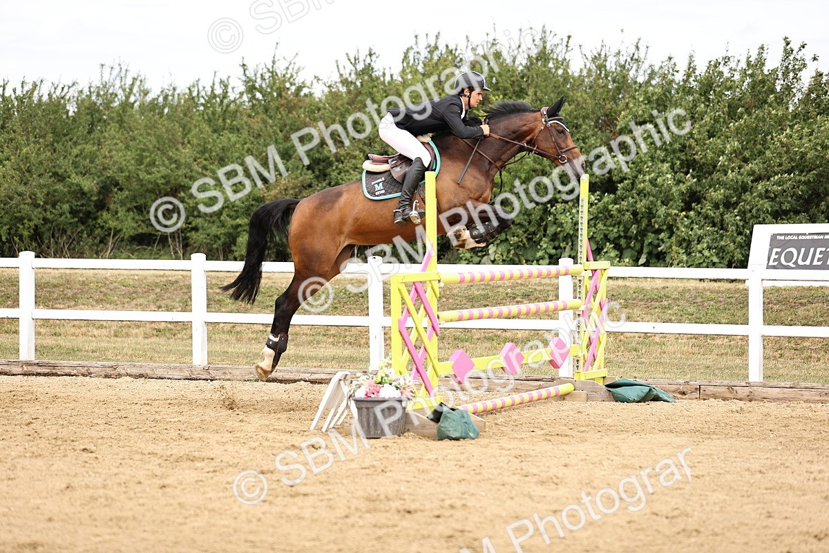 SBM_010445 - Class 9 - Senior Foxhunter - 1.20m Open