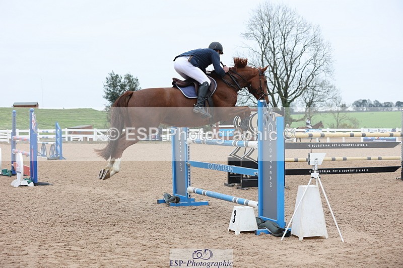 241101A-132218-02058 - FRI Cls 6 Foxhunter and 1.20m Open
