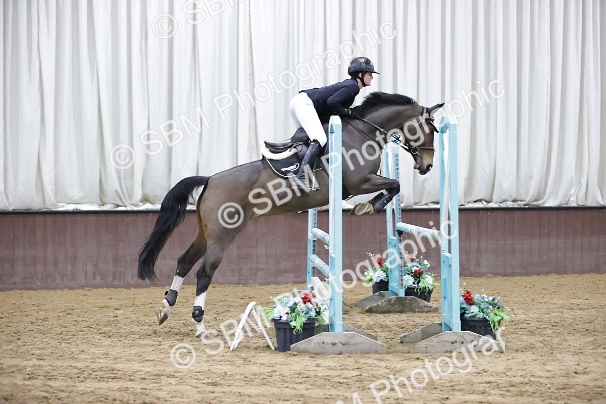 SBM_001039 - Class 4 - Senior Newcomers/ 1.10m Open