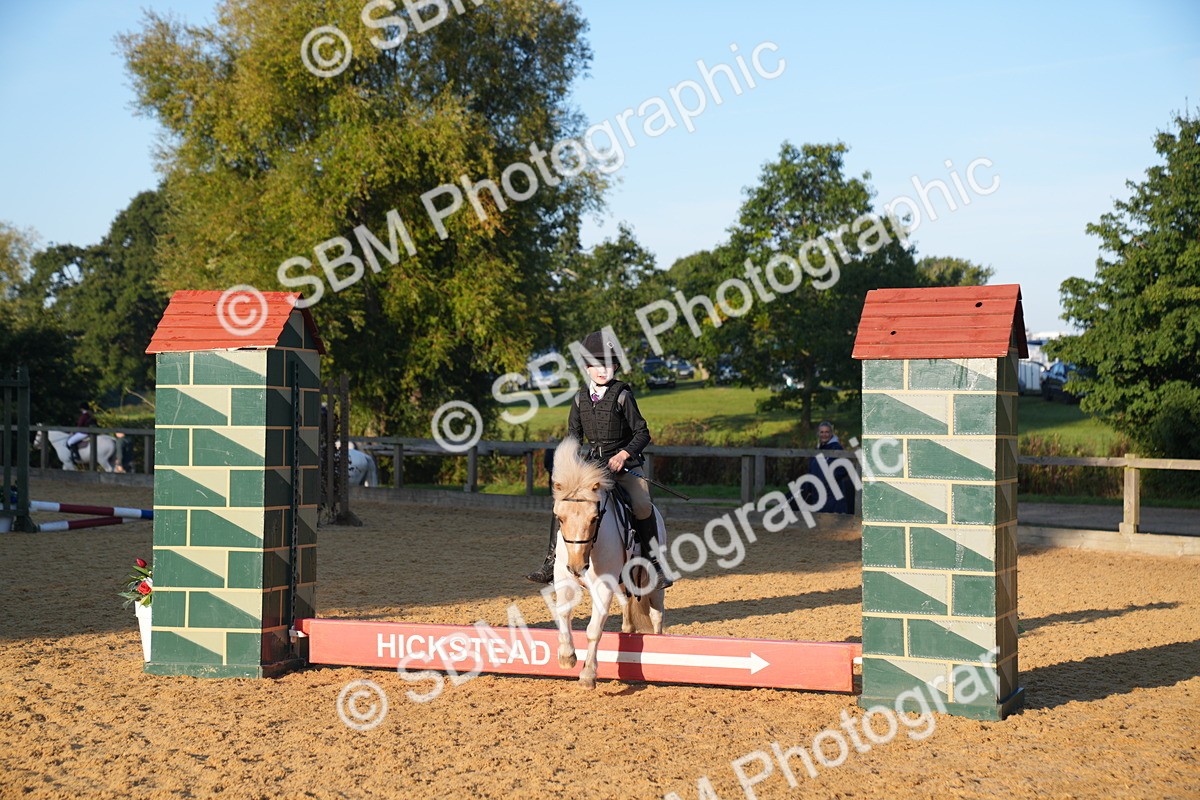 SBM_58910 - J63 - Minis Clear Round 30cm 40cm