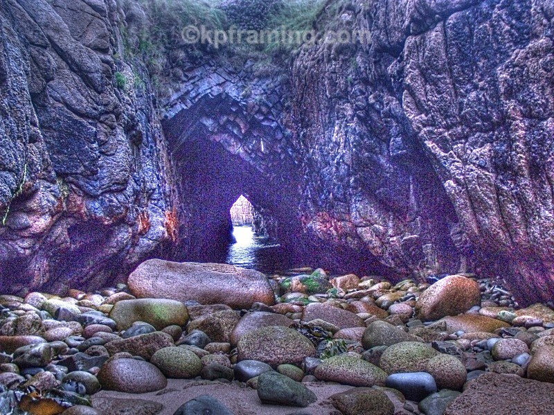 cave on a calm summers day the 5 th hole - pictures of cruit island golf course caves beaches and owey&Arranmore Island)