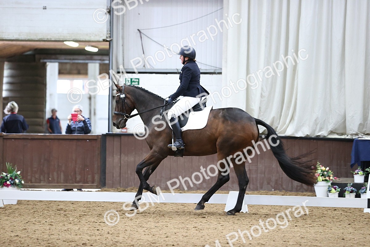 SBM_019006 - Class 21 - Medium 73 - 9.00-10.00