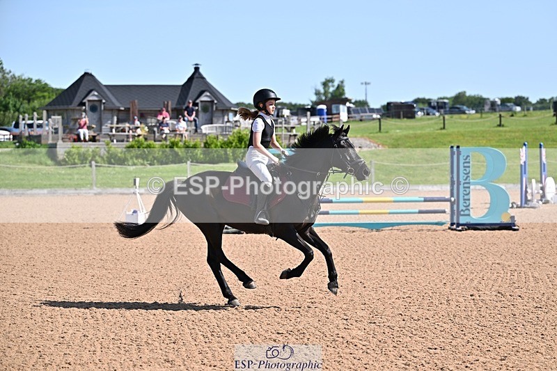 260524-100343-01617 - Cls 49 Pony Intro 70cm