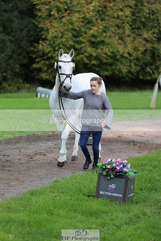 251026A-105355-23355 - G-568-Naomi.Williams