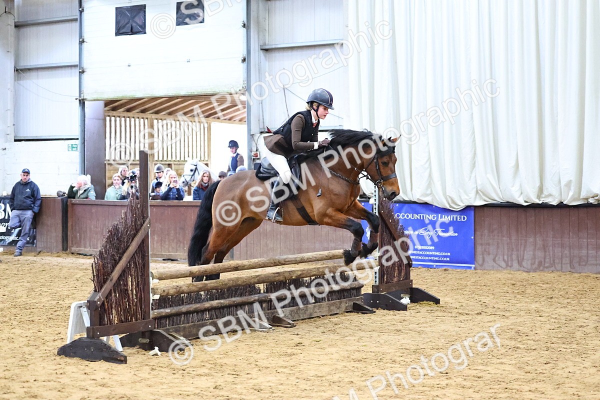 SBM_005000 - Class 41 - Not exceeding 143cms