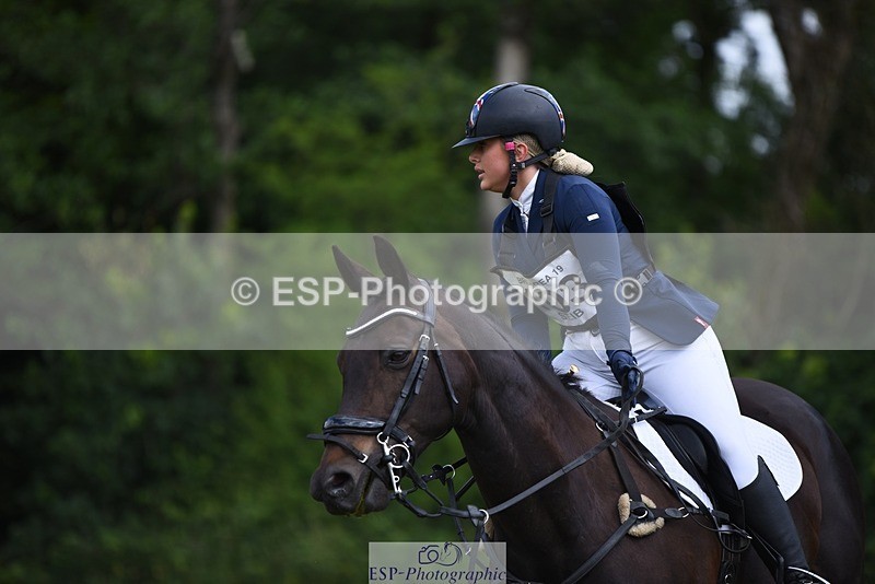 240630-104934-00153 - 103-Olivia_Marriott-Charming_Fellow