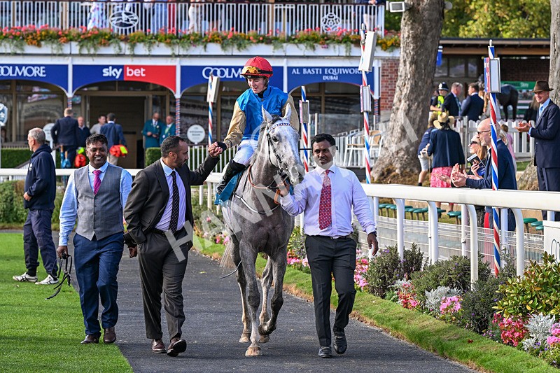 210826-Race 7-Silver Lake-7492 - Race 7 17.20pm Sky Bet EBF Fillies' Handicap