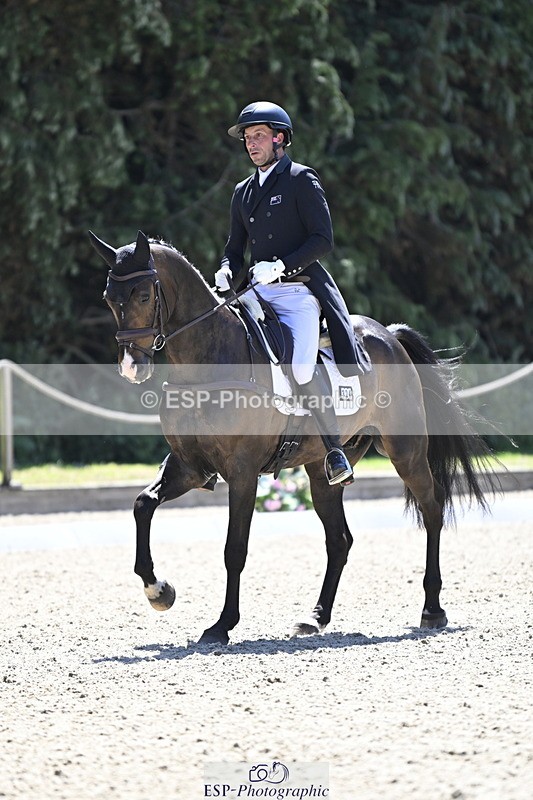 250522A-121044-03390 - B-324-Tim.Price-GARCON