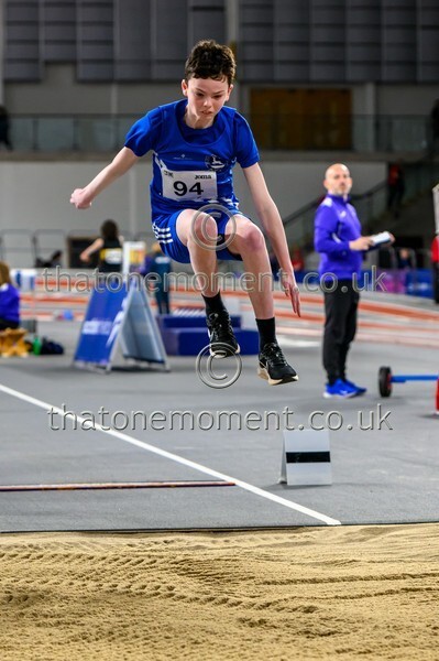 AgeInd25SUN-915360 - Field Male