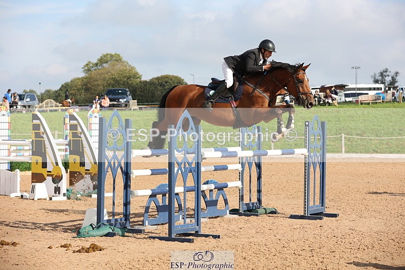 230915A-104423-01522 - Cls 2 Snr Foxhunter