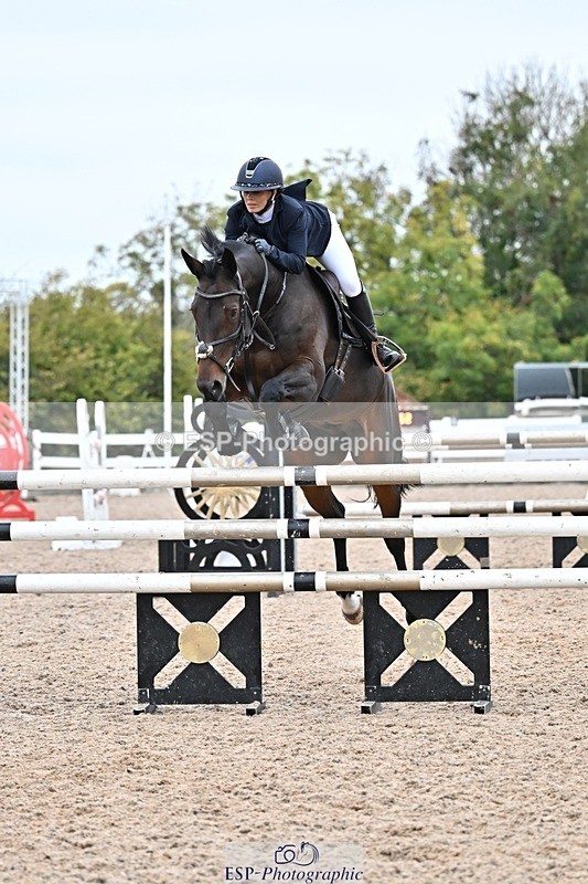 251015-152610-00894 - Cls 6 Foxhunter and 1.20m Open