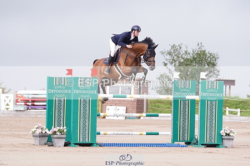 240720A-091900-13745 - Cls 3, 3 Star Small Tour 1.40m