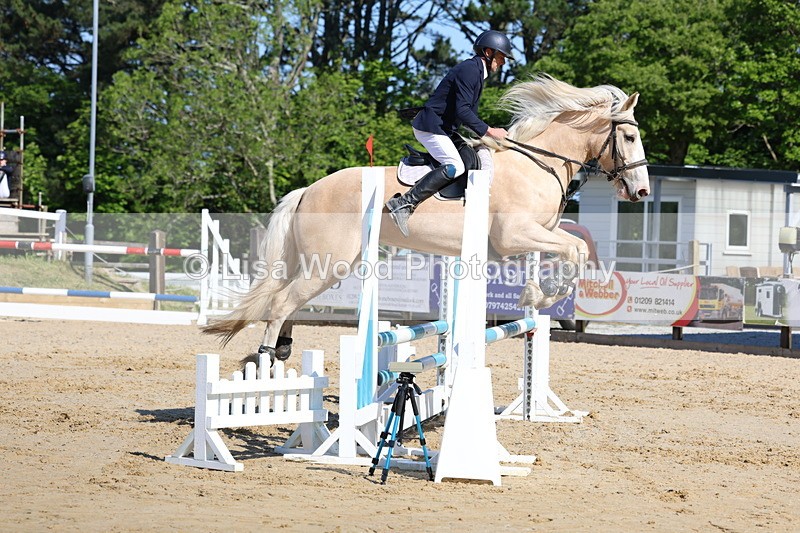 3E7A5125 - Class 3: Senior 80cm