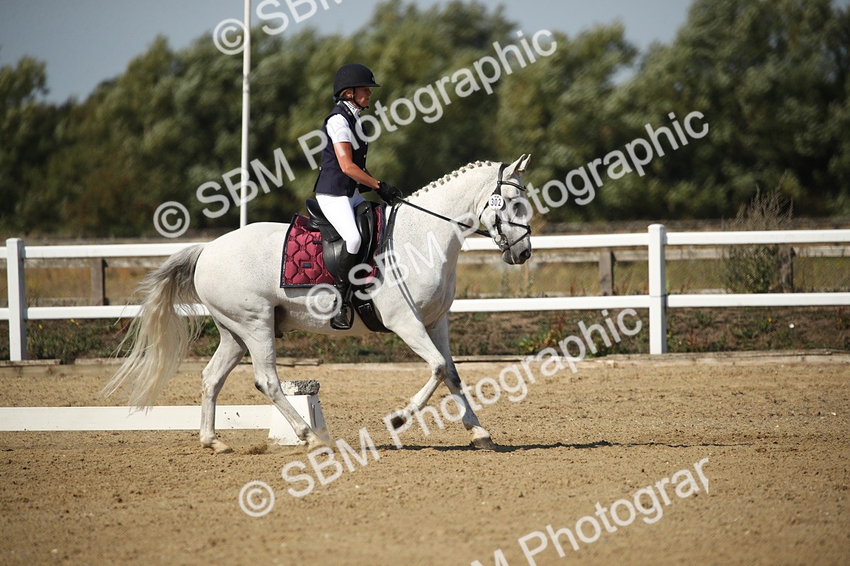 SBM_004241 - Class 11 - Novice 5 - 10.24-11.20