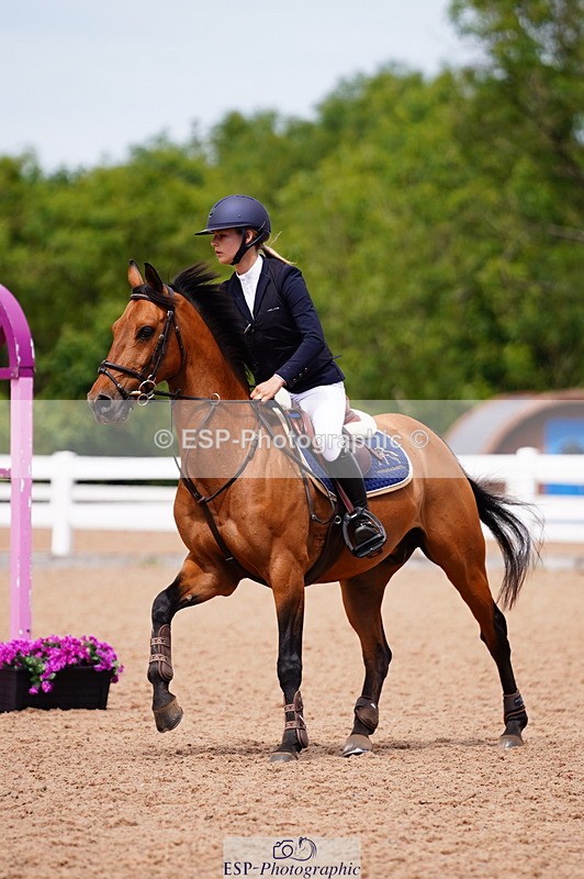 240629A-125204-05472 - Cls 18 Newcomers and 1m Open