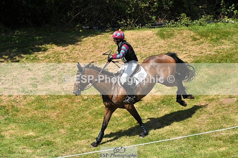 230527-143815-10522 - 352-TEQUILA_SUNRISE-Pippa_Taylor-XC