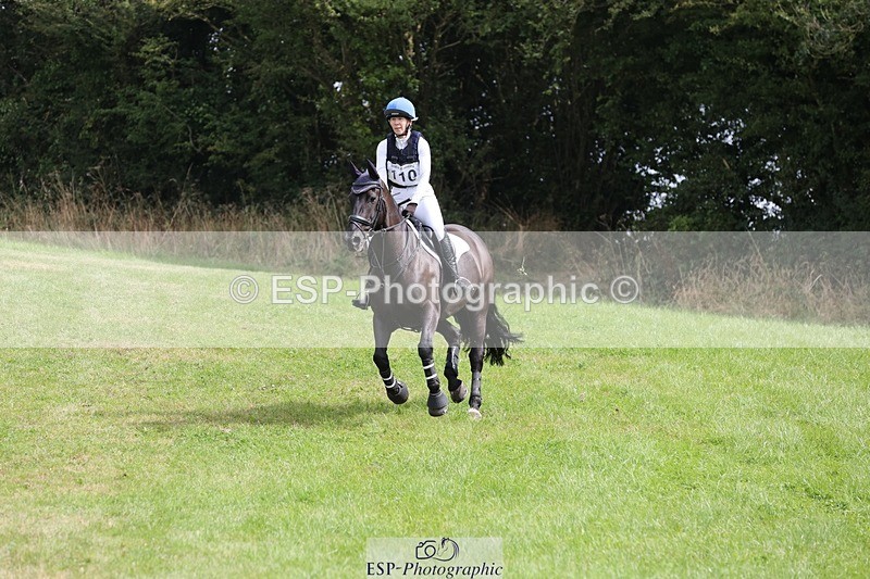 240831A-114505-02128 - 110-Laura.Pritchard-TOUCH.OF.SILK.I