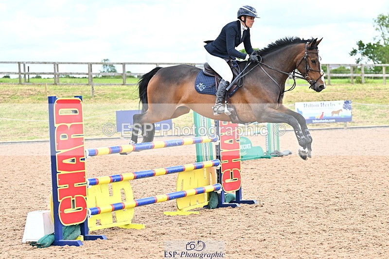 240608A-133916-02624 - Cls 4 Snr Newcomers and 1.10m Open