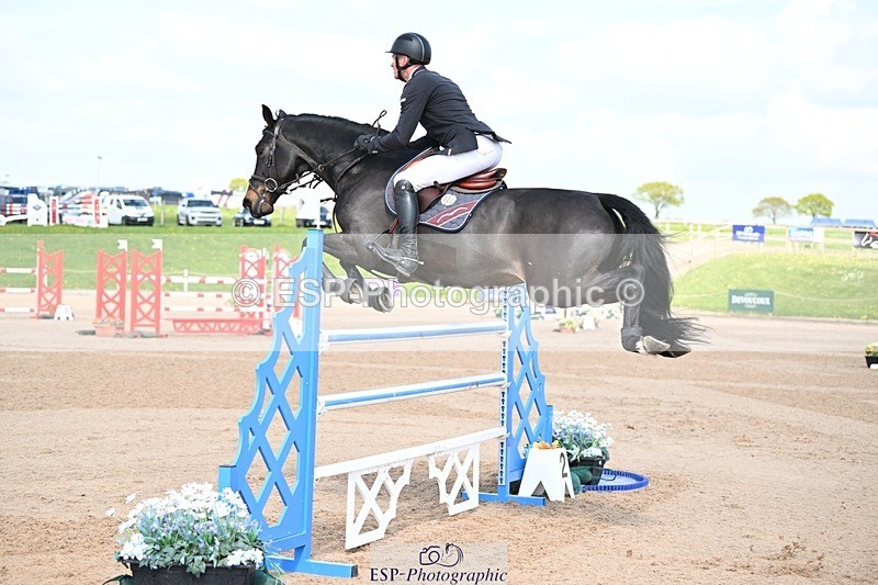 250425-151811-10380 - Cls 22 - 1 Star Gold Tour