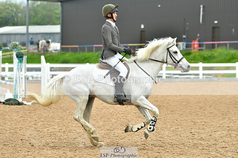 230514A-121204-02519 - Cls 24 Pony Newcomers & 1m Open
