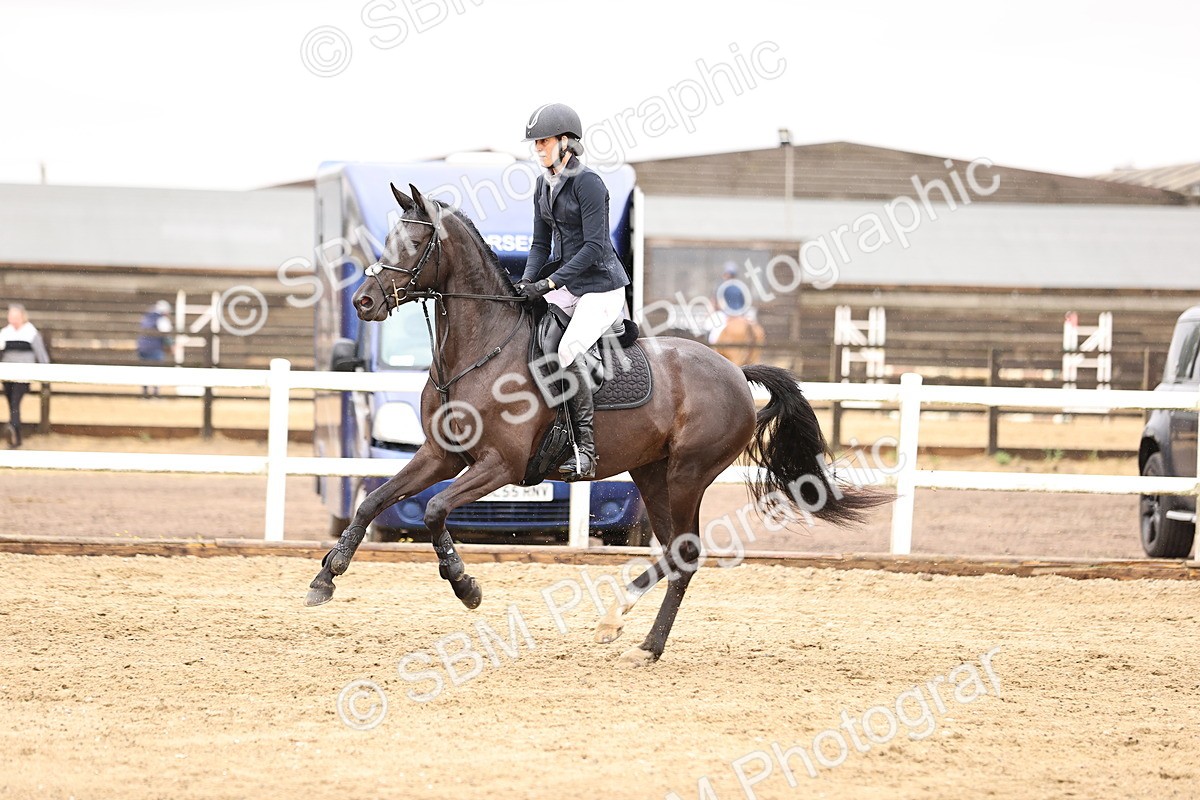 SBM_025145 - Class 9 - Senior British Novice - 90cm