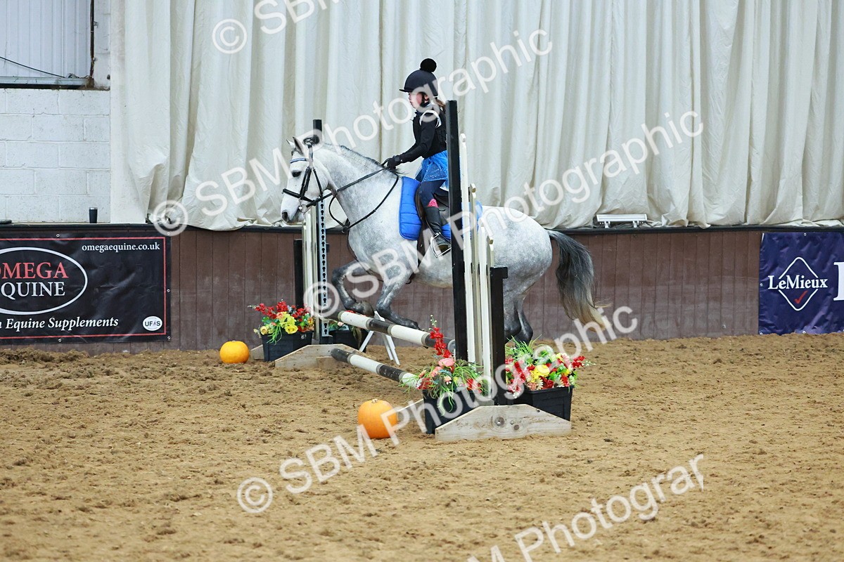 SBM_002765 - Class 4 - Pairs