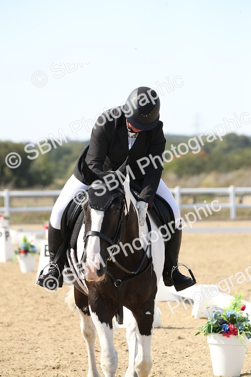 SBM_005871 - Class 11 - Novice 5 - 13.19-14.22