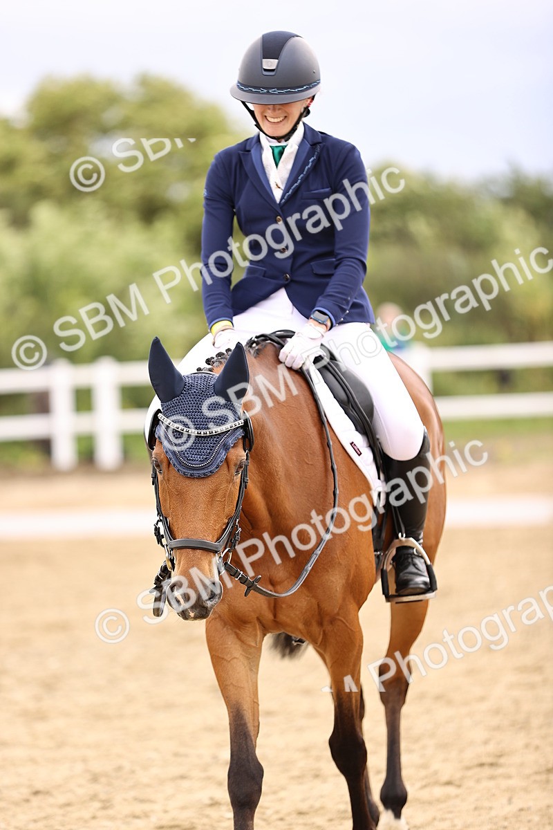 SBM_002809 - Class 2 - Novice 4 - 12.00-13.10