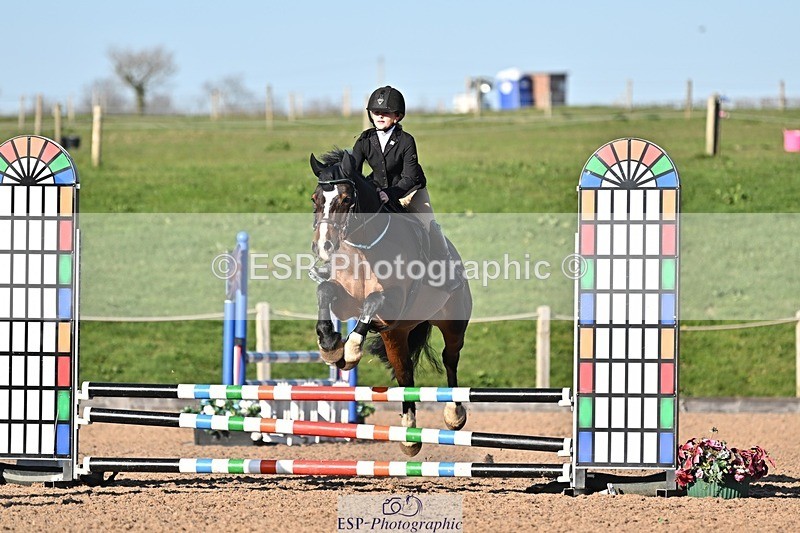 250401-172845-00434 - 70cm classes