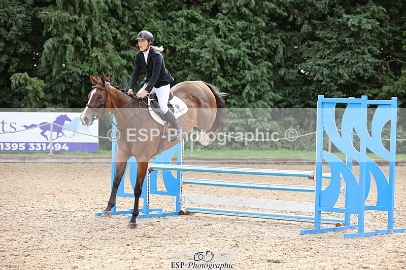 240817-094939-00430 - 02A Snr Brit Nov