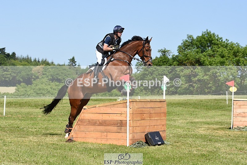 230527-150900-10050 - 365-BWE_NEWTON_DE_JASPER-Adam_Harvey-XC