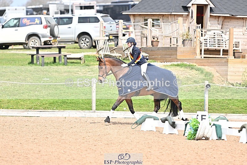 250403-133858-02114 - Cls 3 Adv Medium Presentations