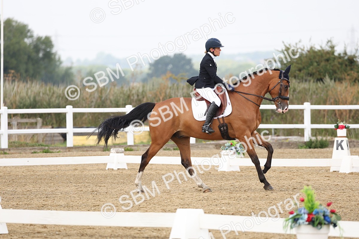 SBM_006270 - Class 6 - novice 6 - 11.50-12.46