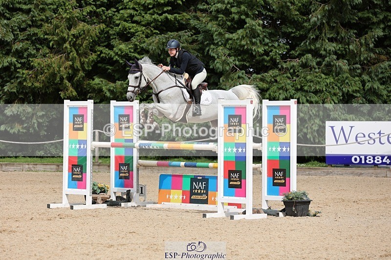 240711-155850-29219 - Cls 124 Foxhunter