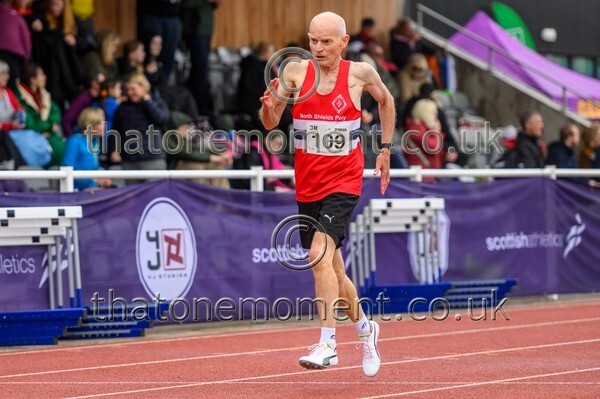 ComMast25-910391 - Track Male Set One