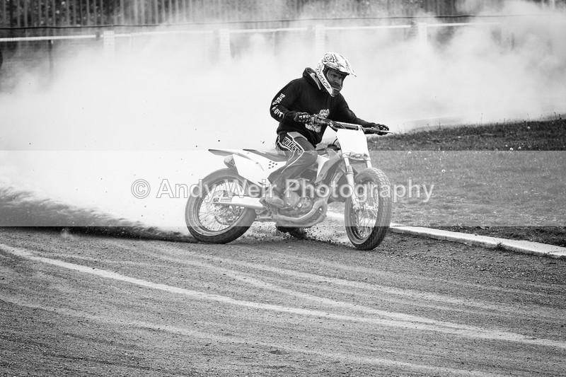 20160604-8E0A7180-4333 - Ride and Skid It 04 Jun 16