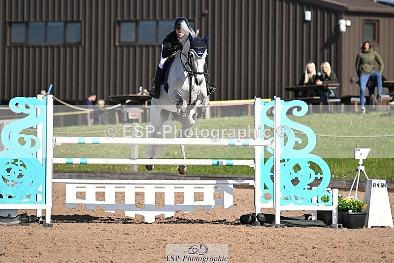 250509-093047-04766 - Cls 13 Snr Foxhunter