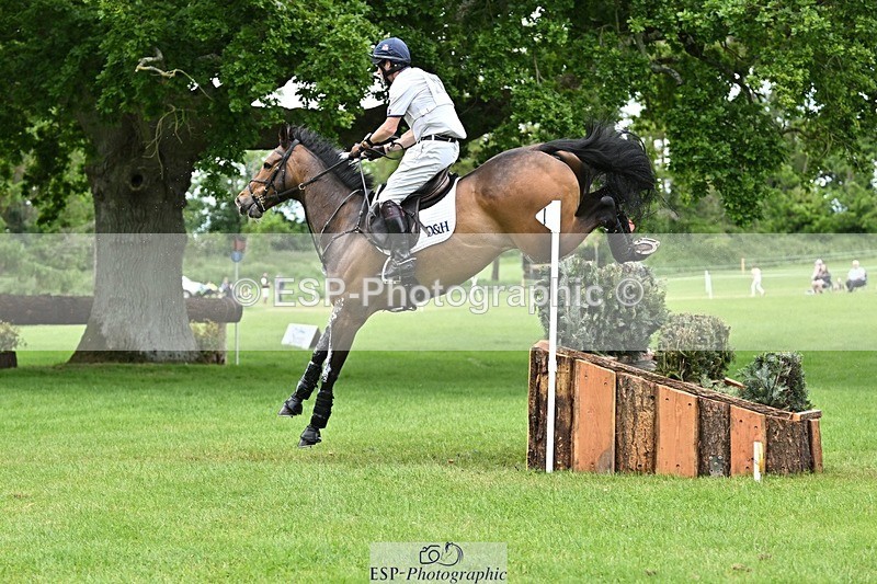 240525-153918-17233 - 222-KILCANNON_SENSATION-Harry_Meade